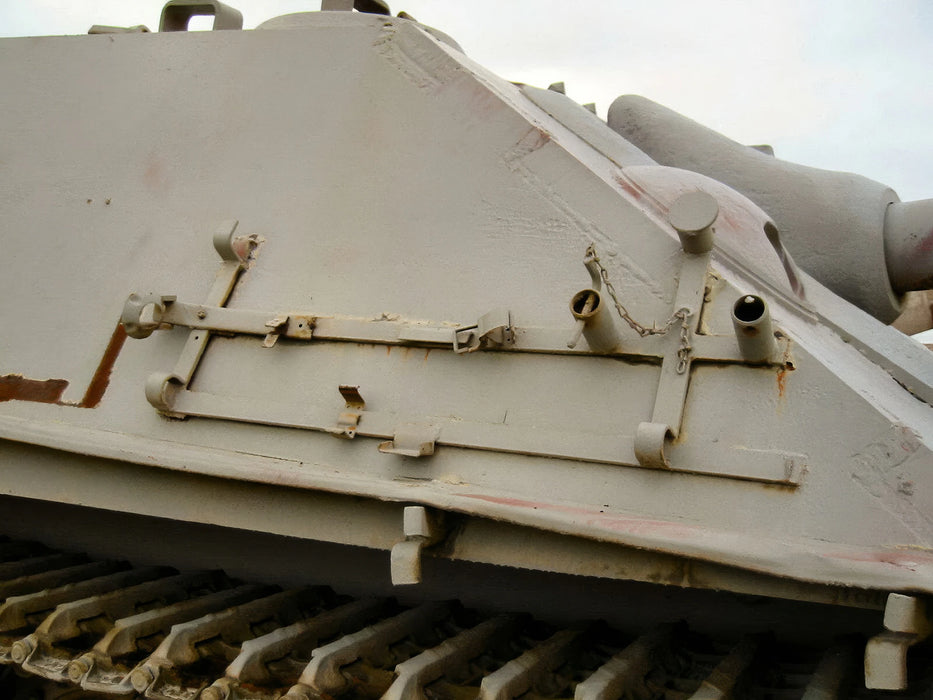 FOA003-739 Panther/Jagdpanther Axe & Inertia Starter Bracket