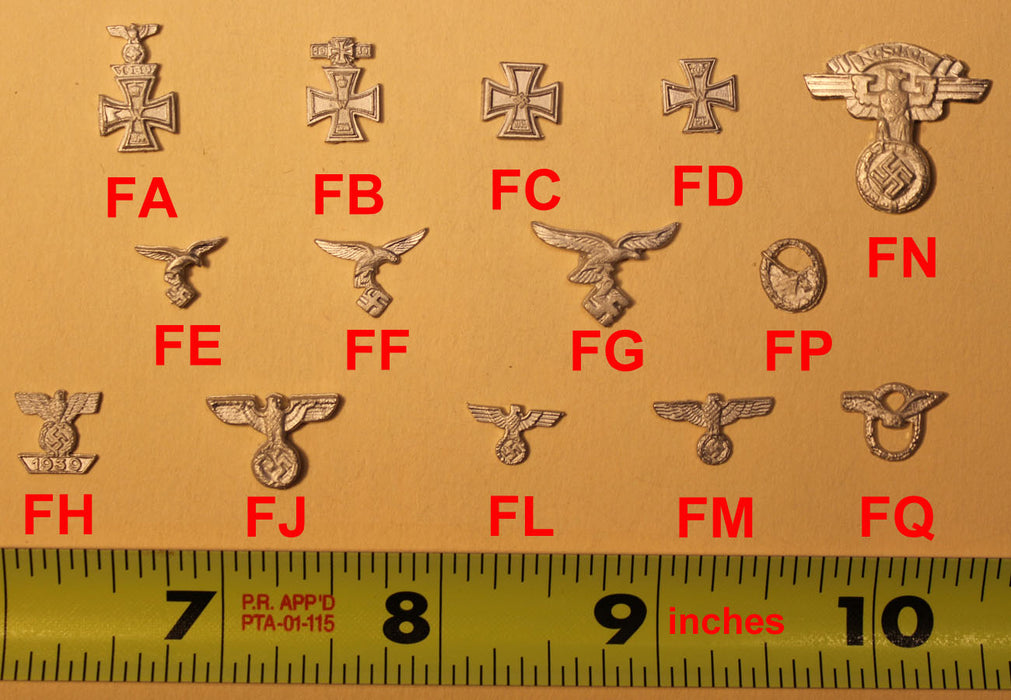 GENT040F-M Medals Badges and Insignias of the Wehrmacht (Set of 10)