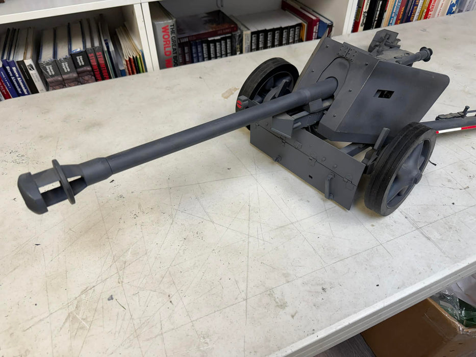 DML71235 Pre-Painted Cyber-Hobby Pak 40