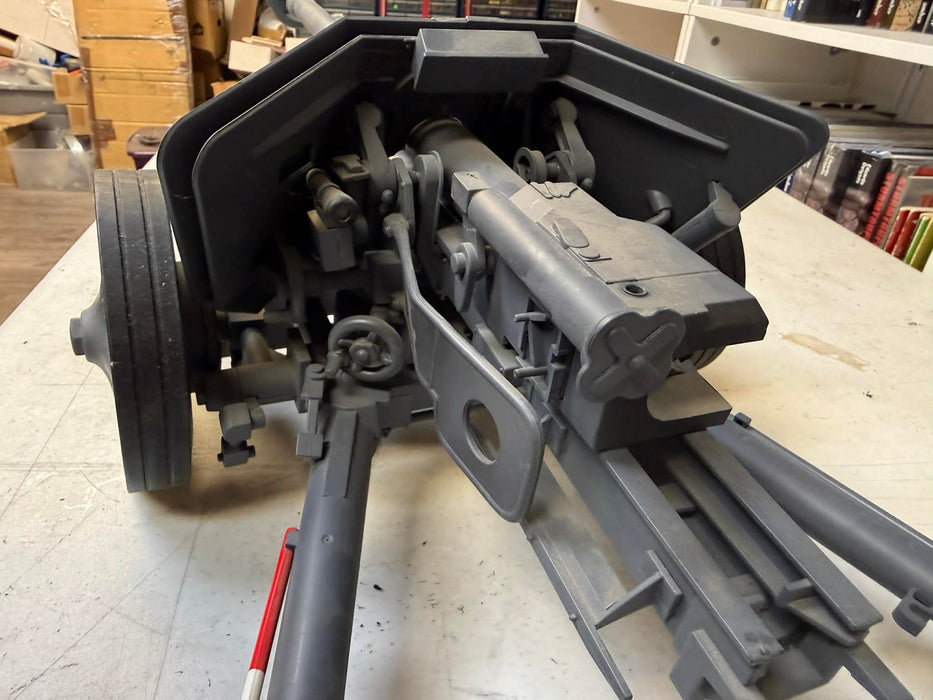 DML71235 Pre-Painted Cyber-Hobby Pak 40